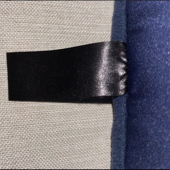 Micro Bead Neck Pillow - Picture 10 of 11